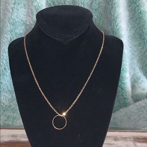 Gold circle necklace
